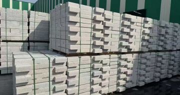 天津芝麻白路沿石