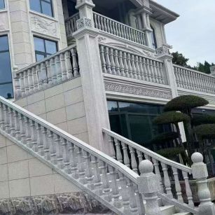 天津 芝麻白别墅，栏杆