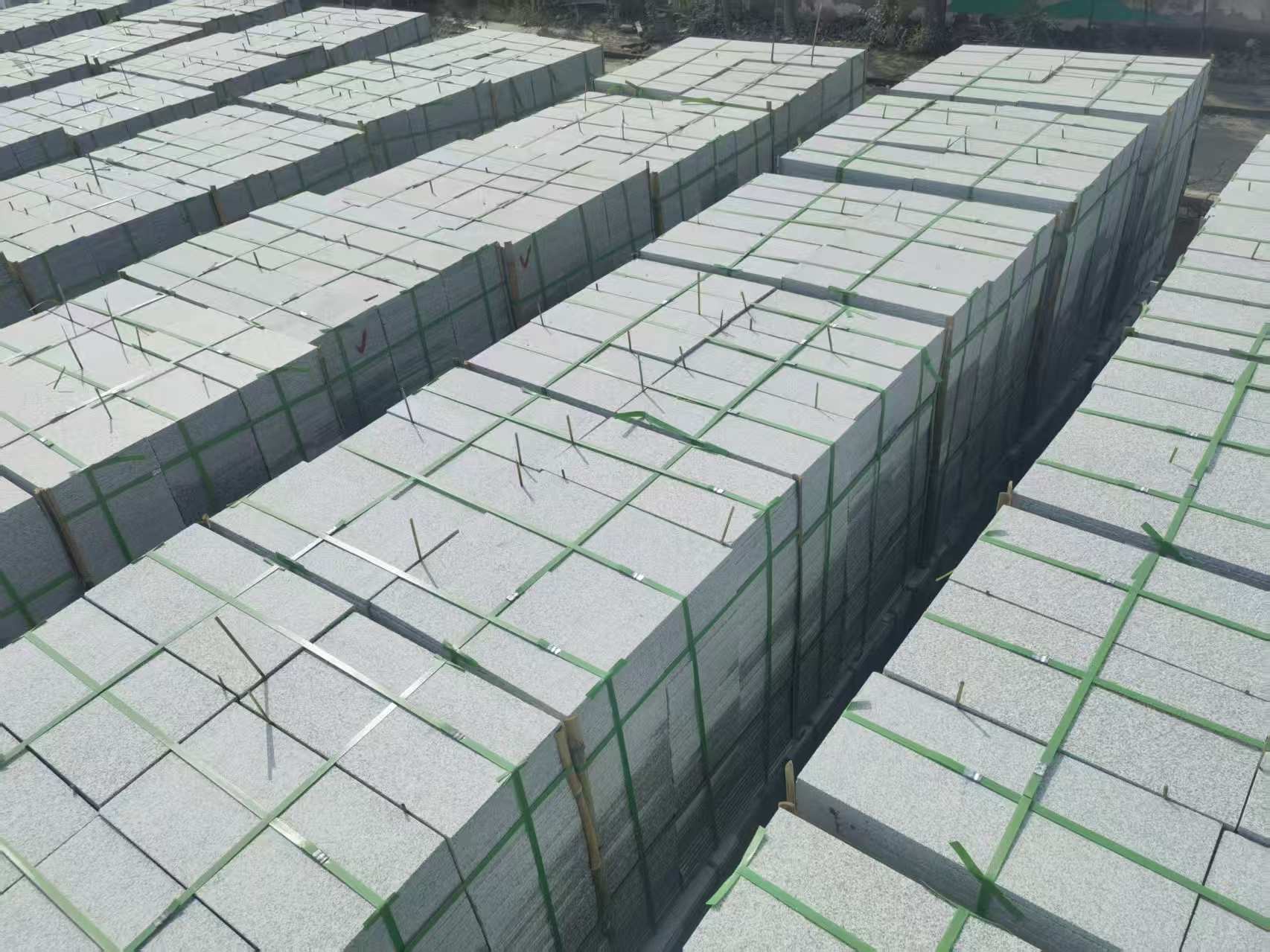 天津 芝麻白1.8公分火烧300*600地铺，清仓大甩卖