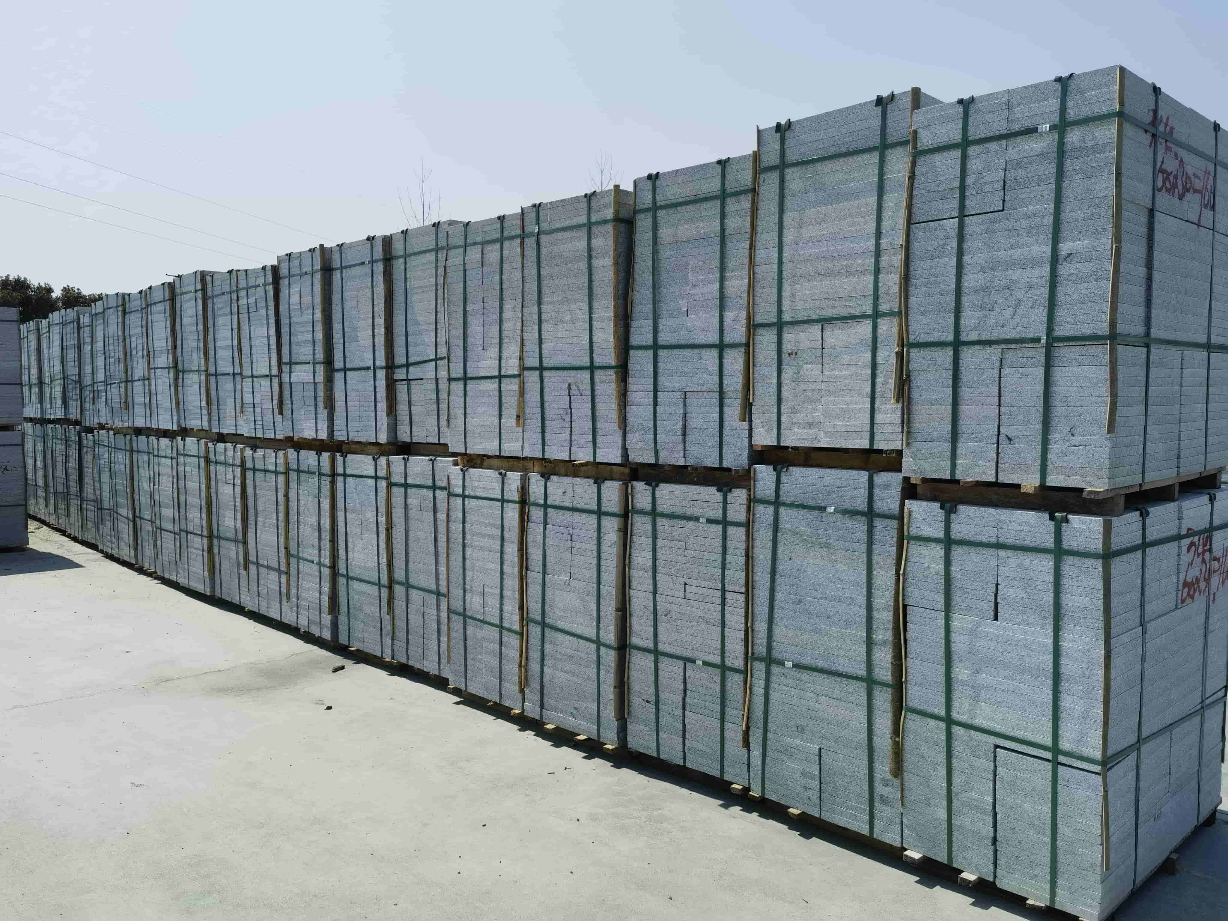 天津芝麻白火烧300*600处理价：3公分23元，5公分28元