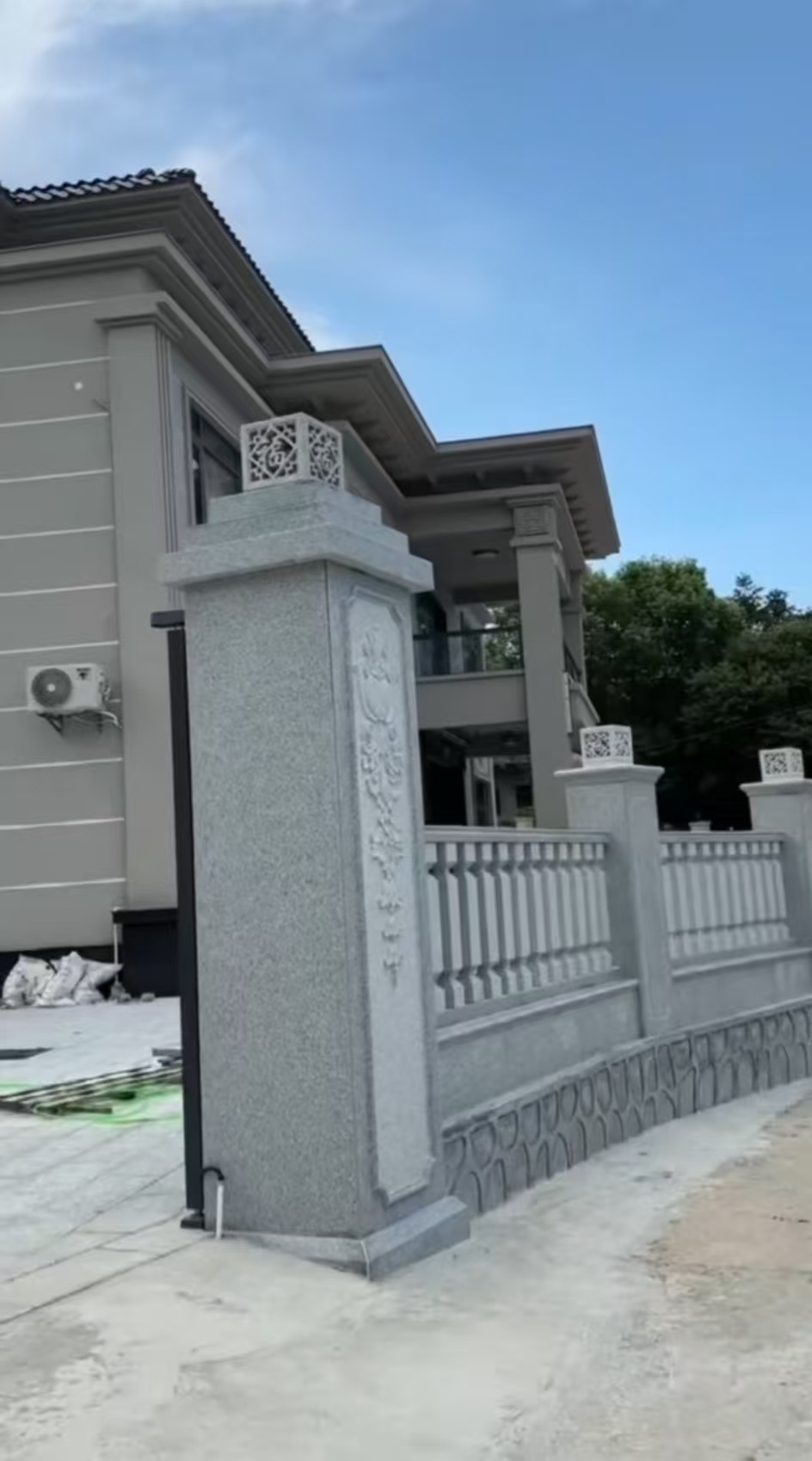 天津 芝麻白别墅围墙栏杆，私人订制