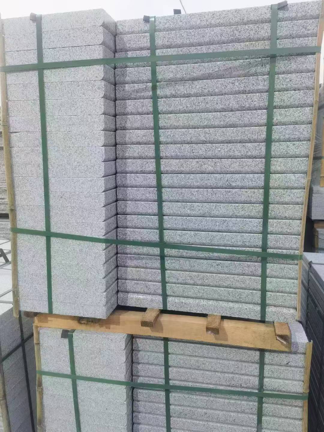 天津 5公分芝麻白，倒斜角，室外楼梯踏步