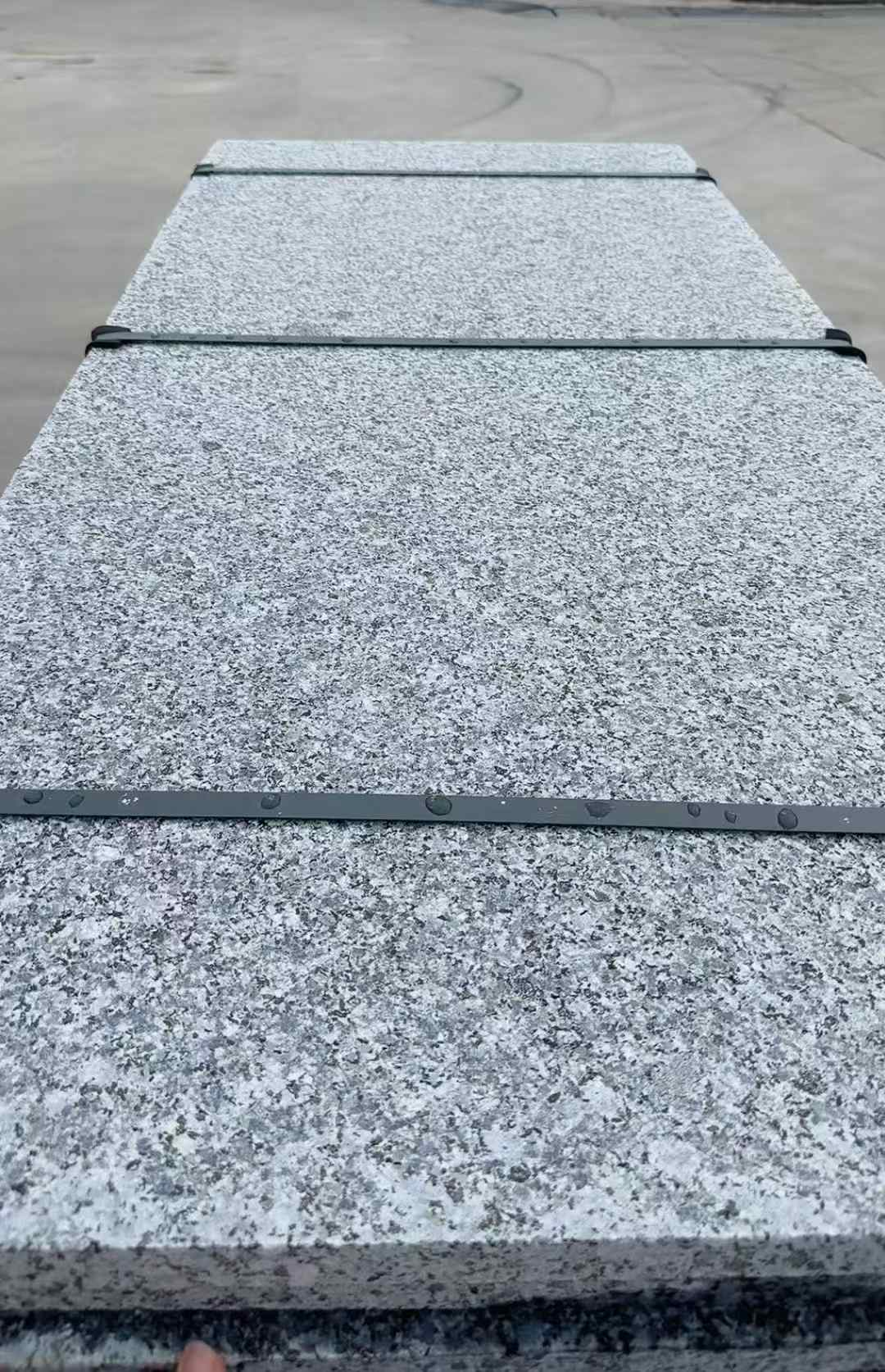 天津 芝麻黑火烧面毛板，条板，半成品