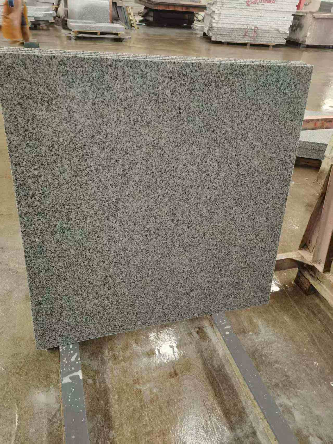 天津 芝麻白光面900*900，高地铁标准